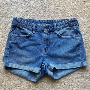 H&M | Mid-Rise Medium Wash Cuffed Denim Shorts